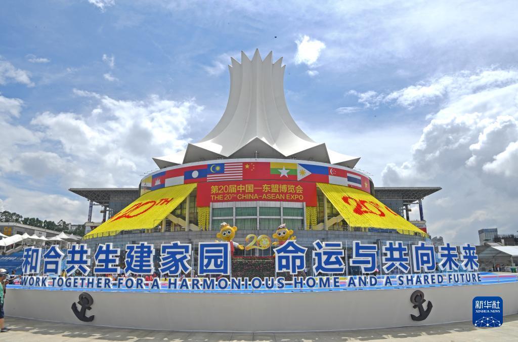 扑克牌两人玩法